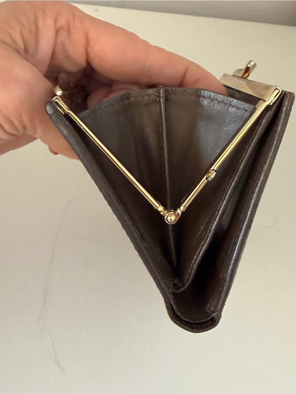 Burberry Vintage Check Kiss Lock Wallet - Picture 9 of 11